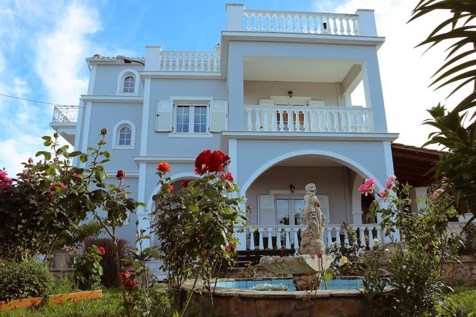 Theros Villa Plános Екстериор снимка