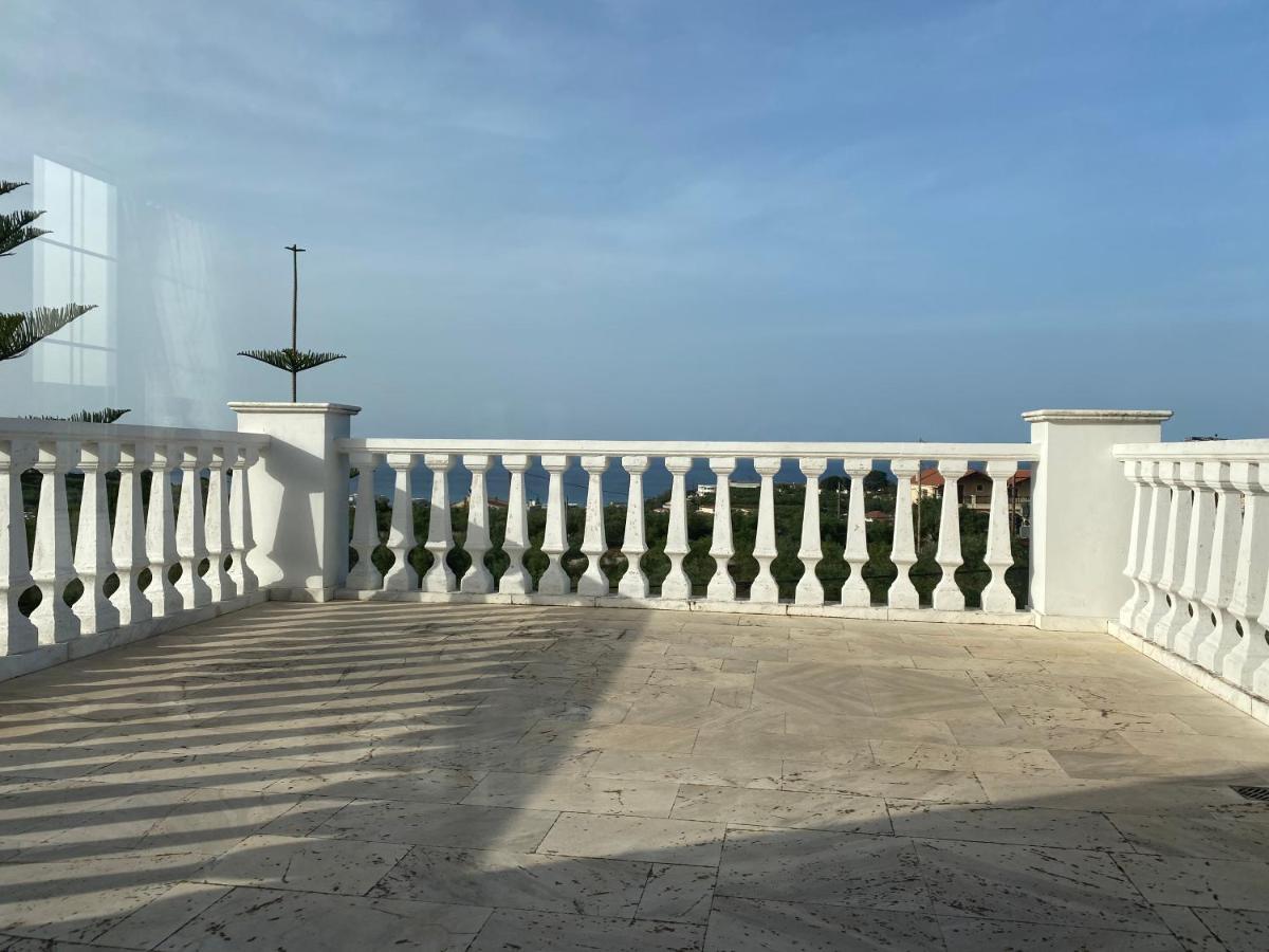 Theros Villa Plános Екстериор снимка